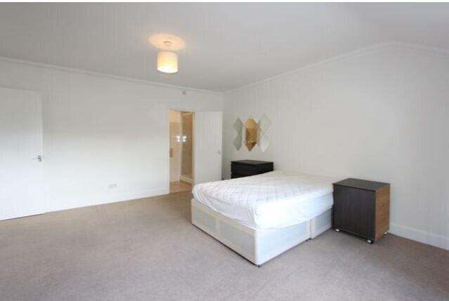 Flat Westbourne Terrace in City of Westminster