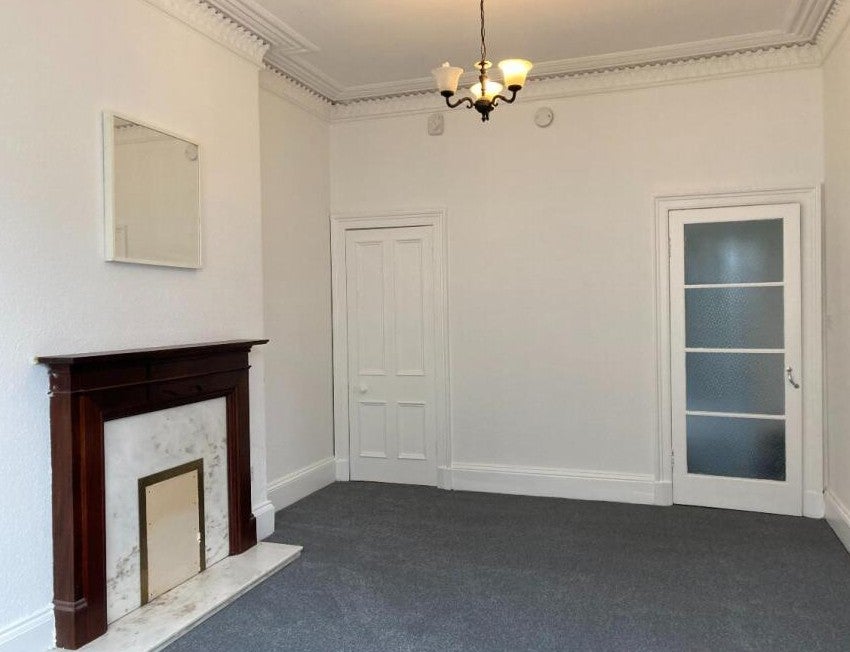 Flat Bruntsfield Place in City of Edinburgh
