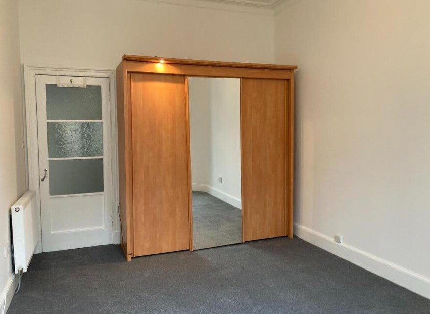 Flat Bruntsfield Place in City of Edinburgh