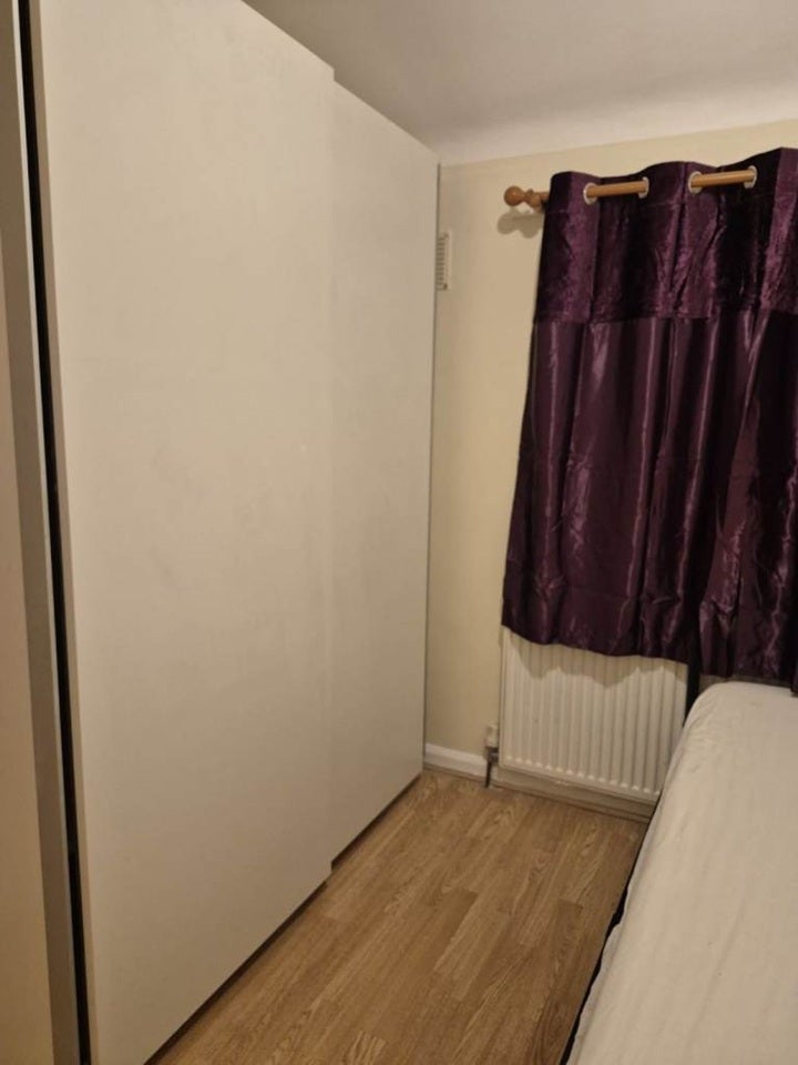 Room Kingston Avenue in Greater London