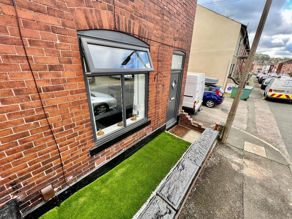 Flat Barlow Street in Radcliffe