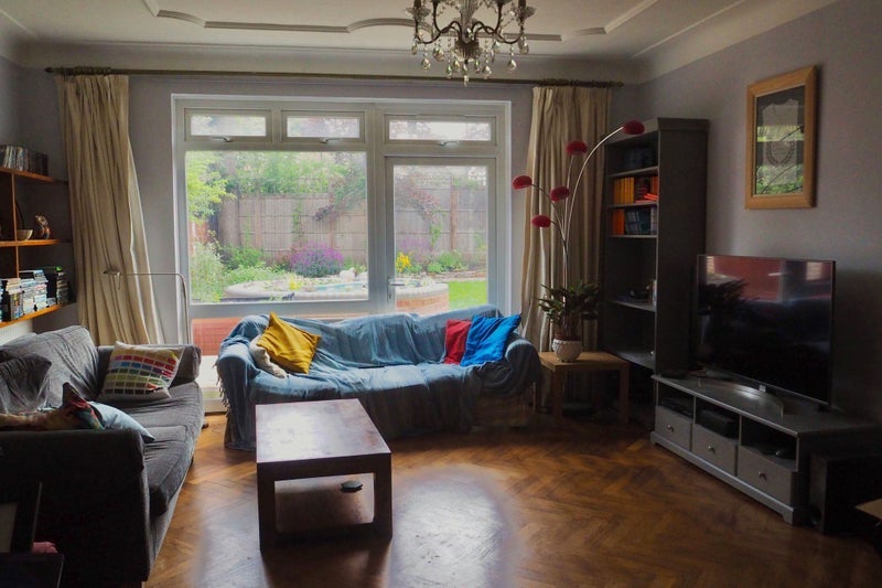 Room Asmara Road in Greater London