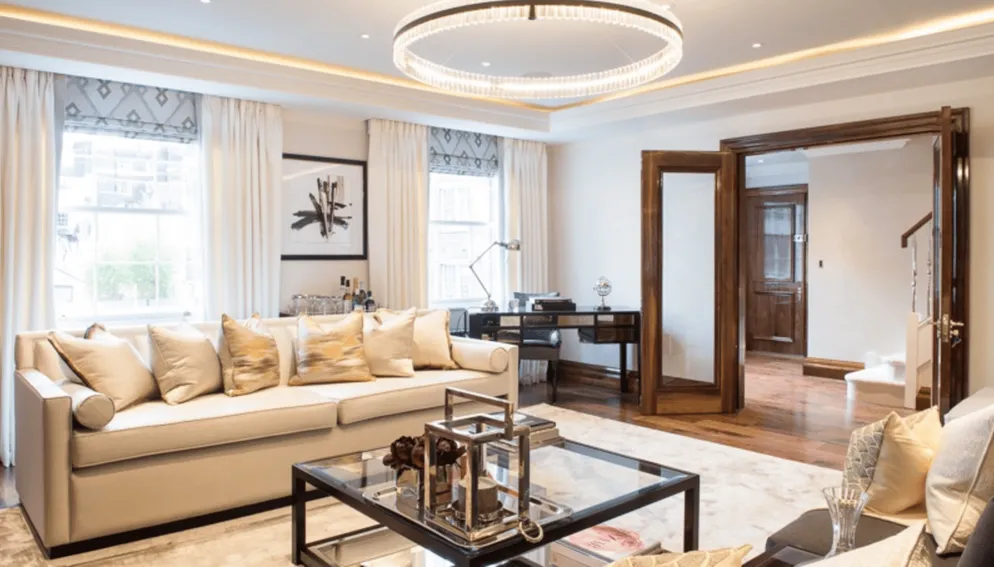 Flat Grosvenor Hill in City of Westminster