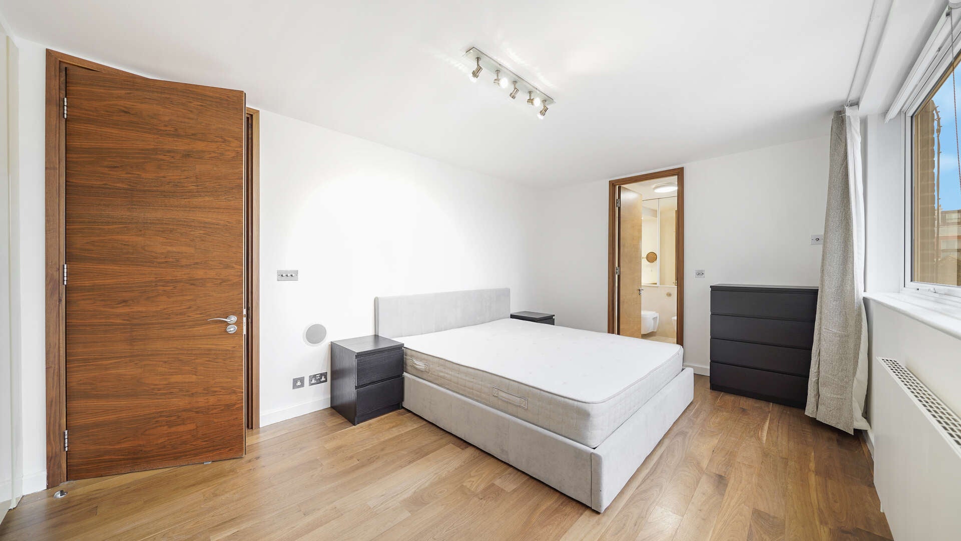 Flat William Mews in City of Westminster