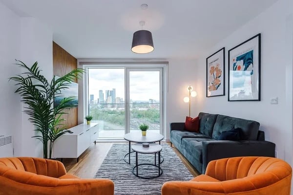 Flat Pomona Strand in Trafford