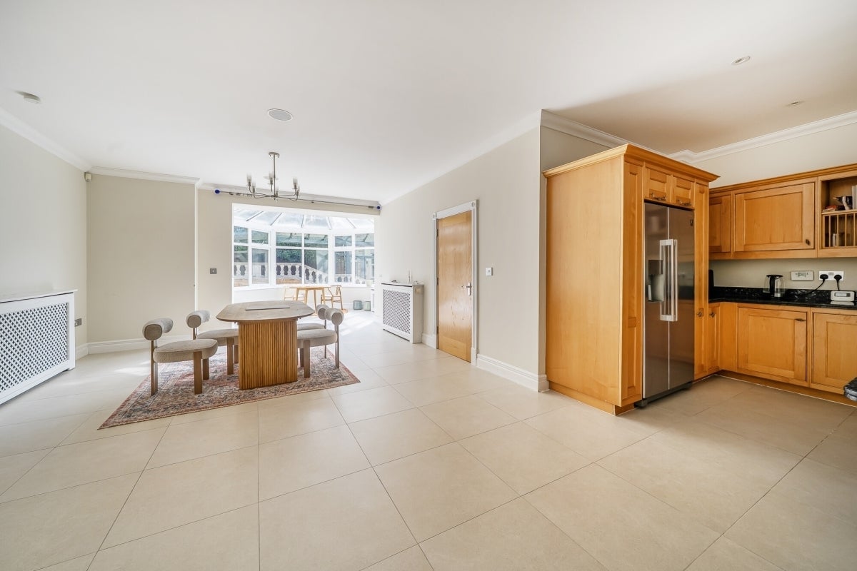 House Jersey Place in Sunningdale