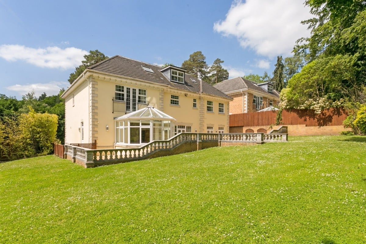 House Jersey Place in Sunningdale