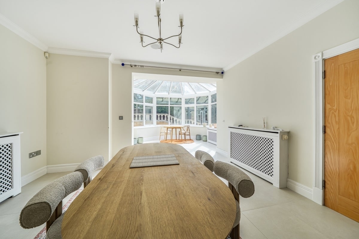 House Jersey Place in Sunningdale