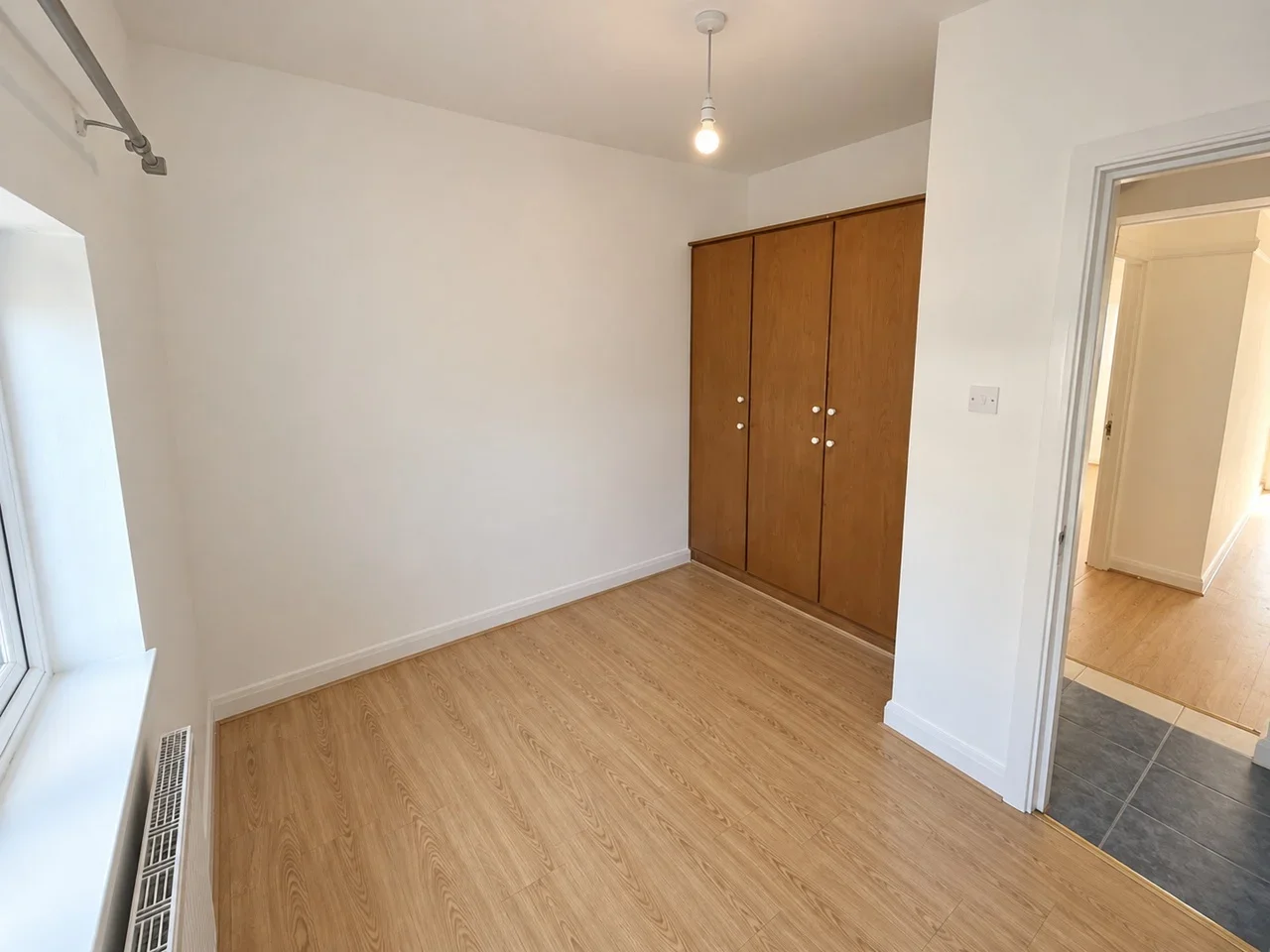 Flat Westerham Avenue in Greater London