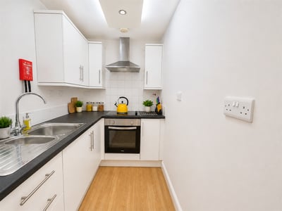 Flat Pierrepont Road in Rushcliffe