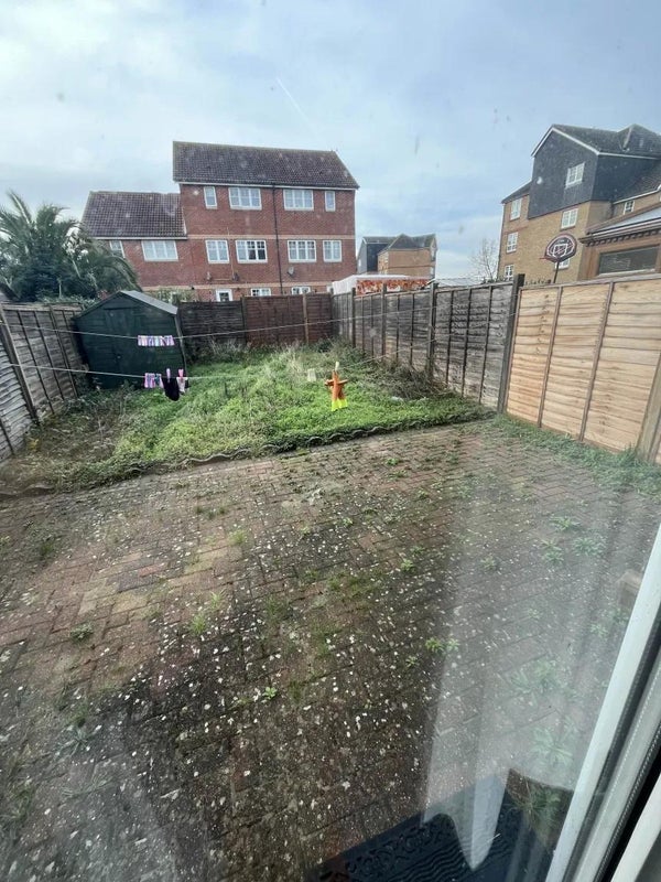 Room Greenhaven Drive in Greater London