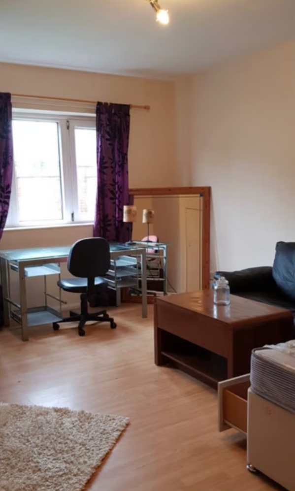 Flat Litcham Close in Manchester