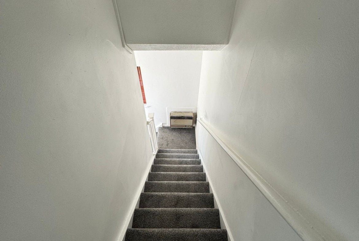 Flat Consort Terrace in Leeds
