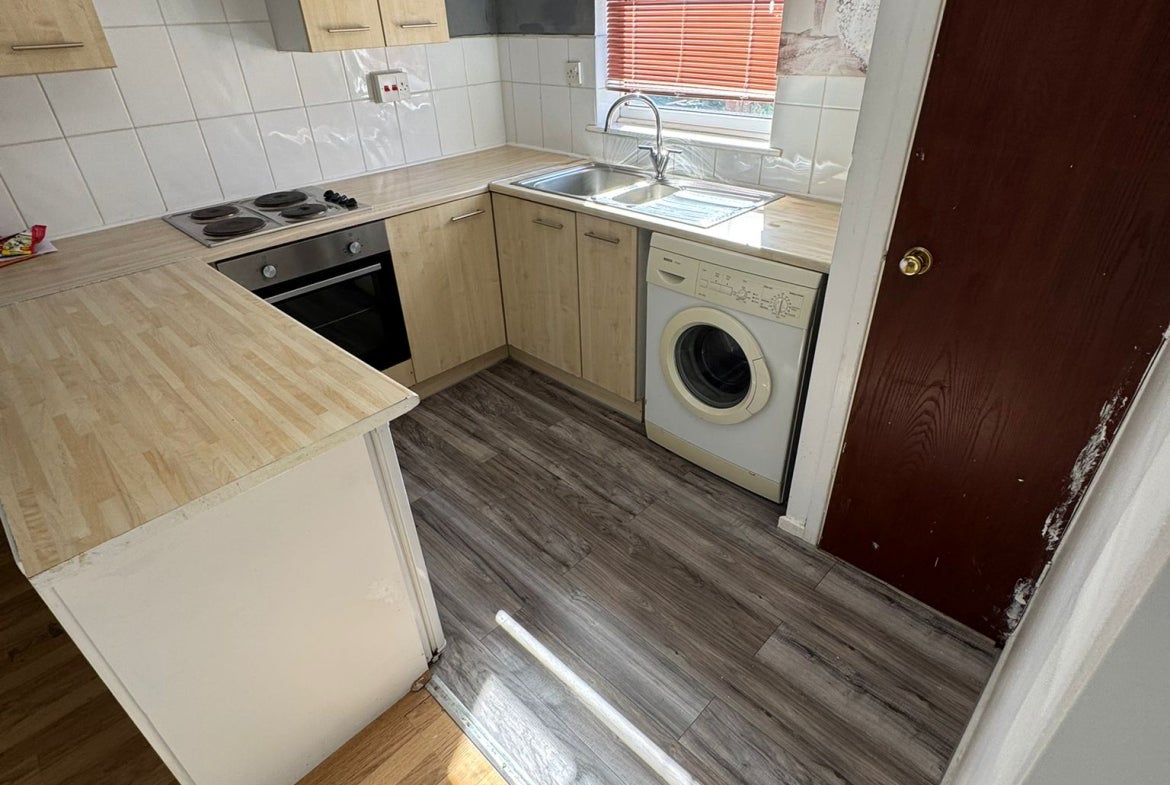 Flat Consort Terrace in Leeds