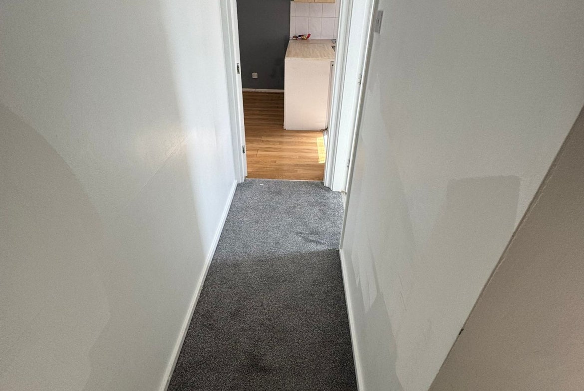 Flat Consort Terrace in Leeds