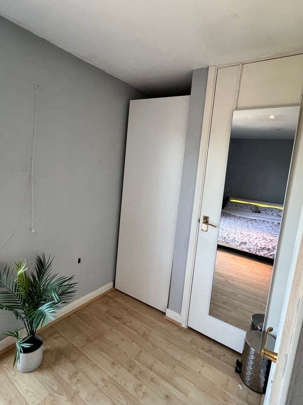Flat Malvern Avenue in Greater London
