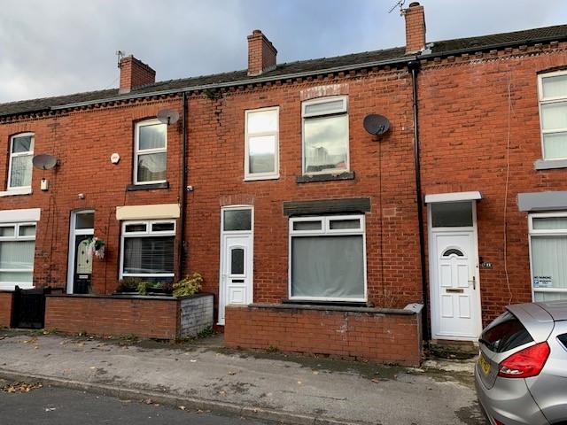Room Richelieu Street in Farnworth