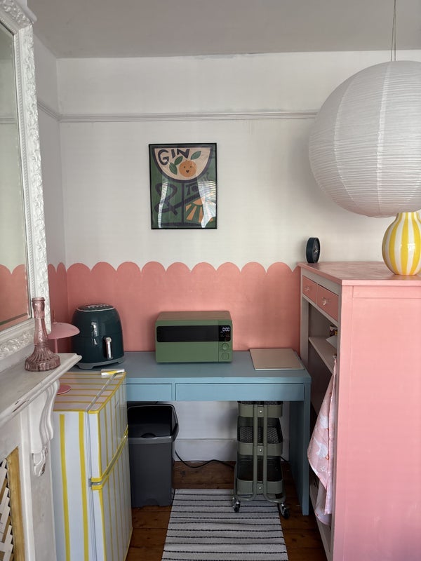 Room Cecil Road in Greater London