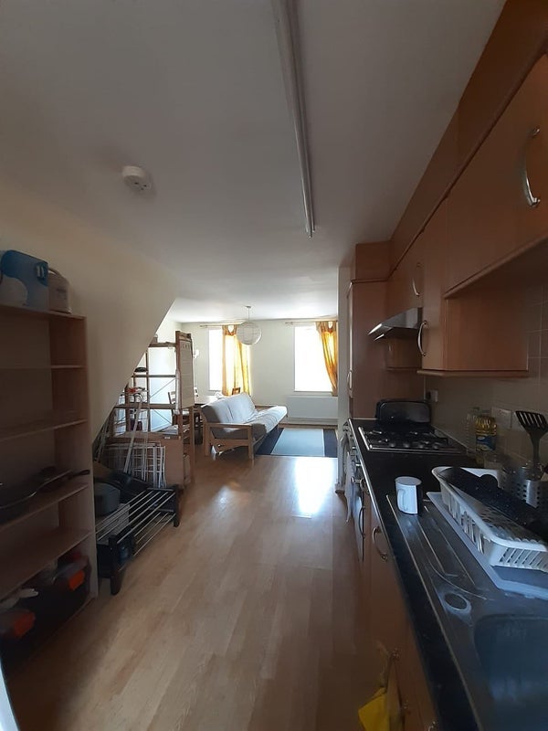 Room Broad Lane in Greater London