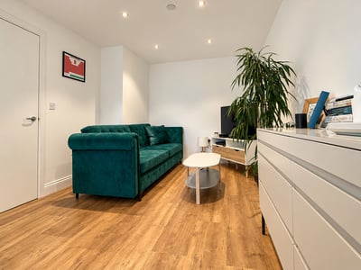 Flat Nelson Terrace in Aylesbury