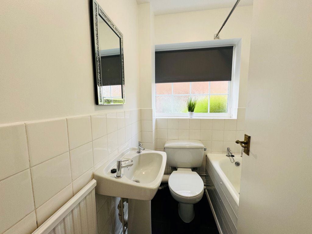 Flat Skipton Close in Hazel Grove