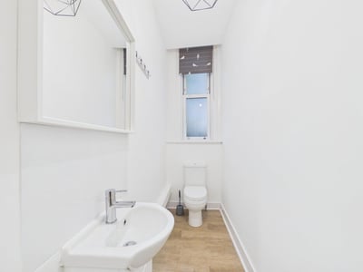 Flat Meadowbank Terrace in City of Edinburgh