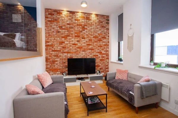 Flat Renfrew Street in Glasgow