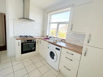 Flat Canford Road in Bournemouth
