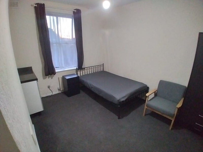 Room New Road in Dudley