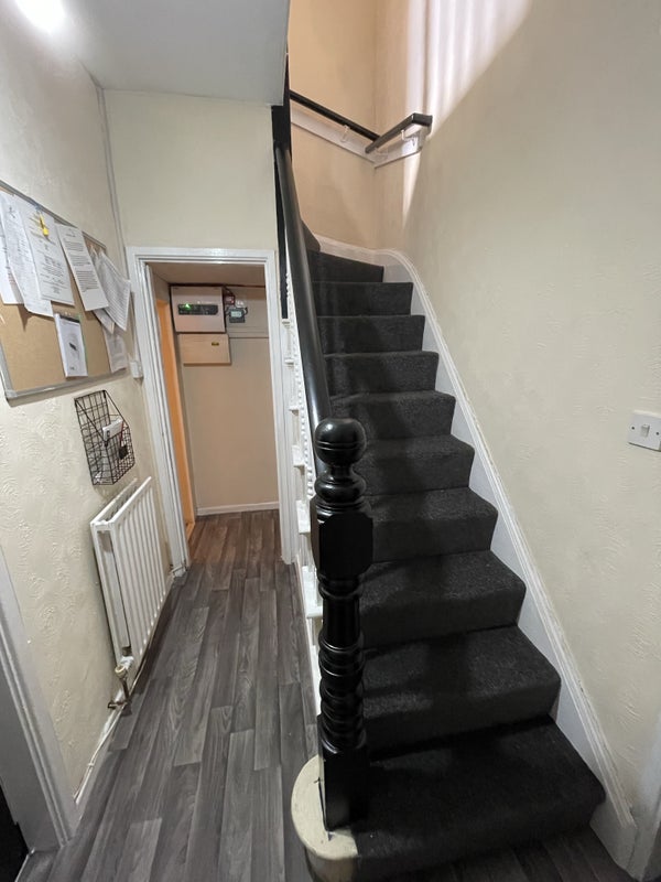Room New Road in Dudley