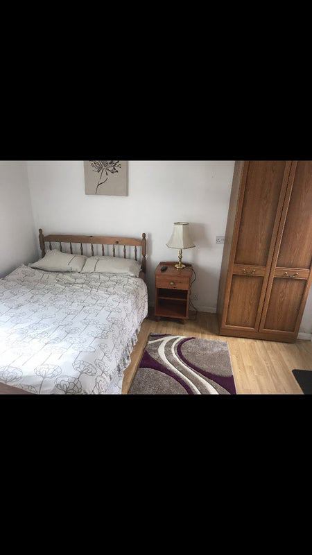 Room Kenyon Lane in Wigan