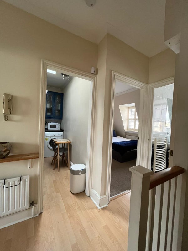Room Gloucester Street in City of Westminster