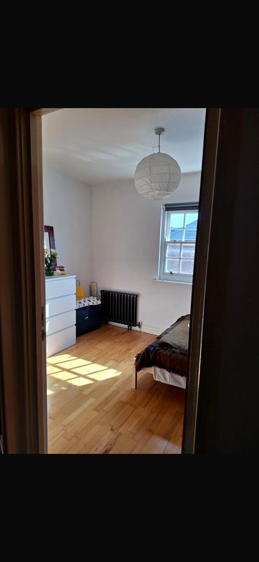 Room Hastings Street in Greater London