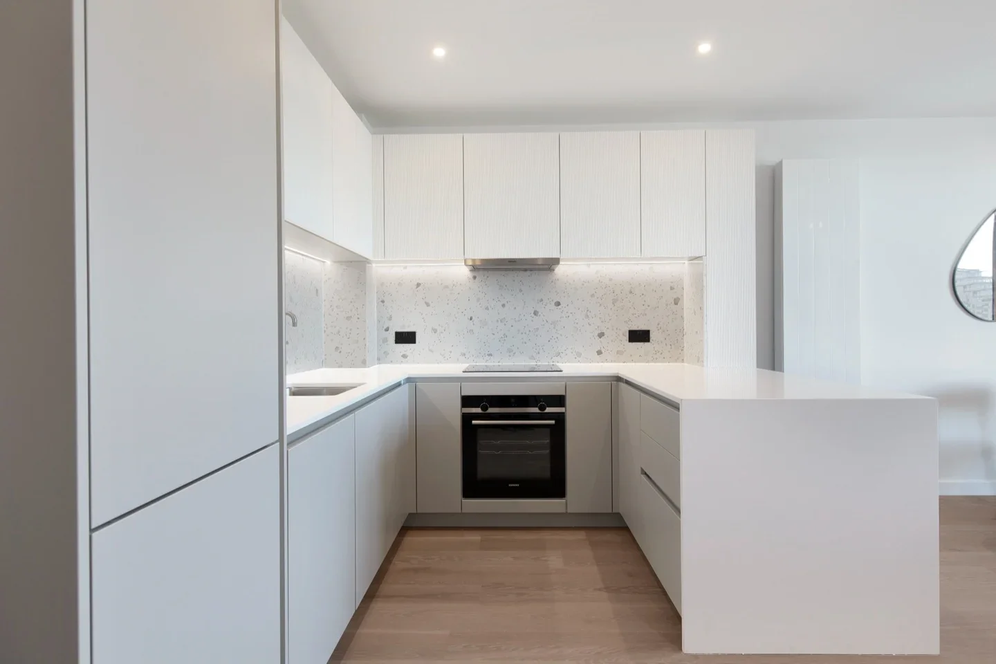 Flat Linver Road in Greater London