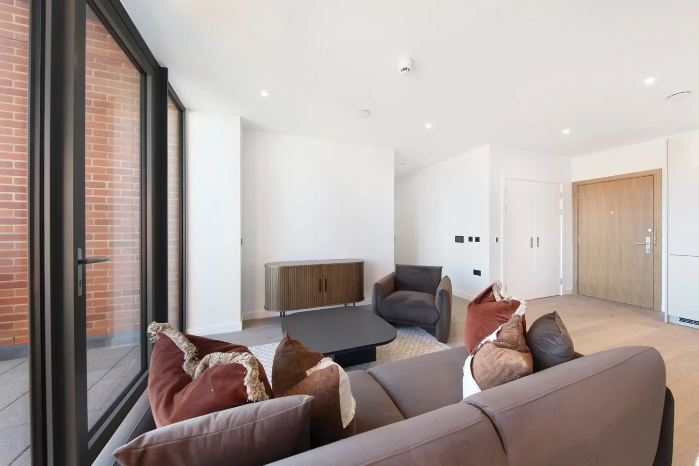 Flat Linver Road in Greater London