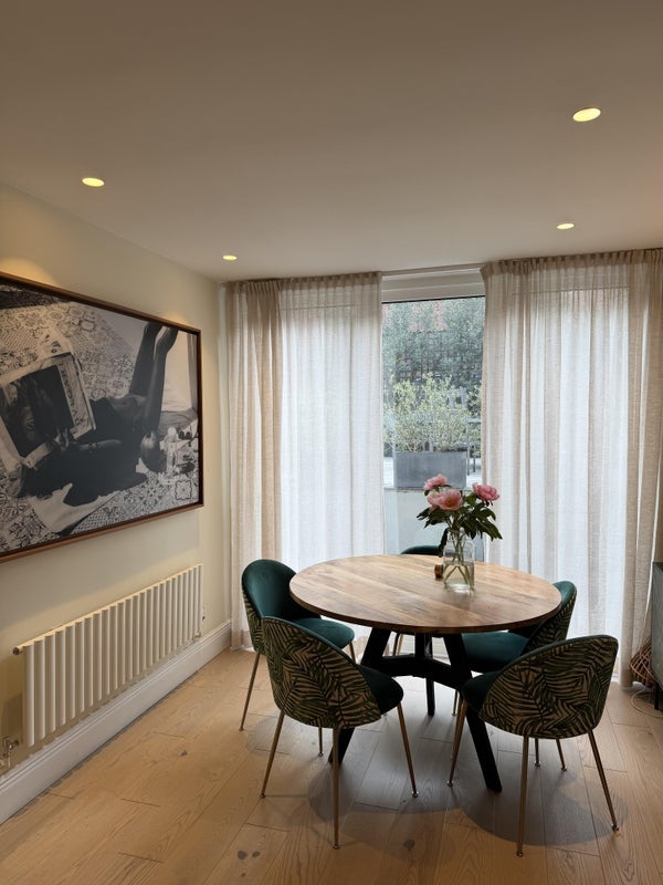Room Gunter Grove in Greater London