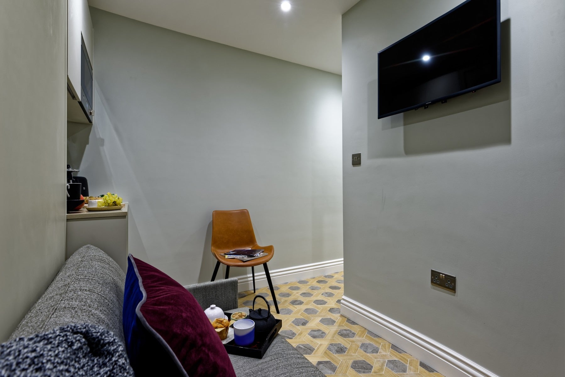 Flat Bingham Place in London