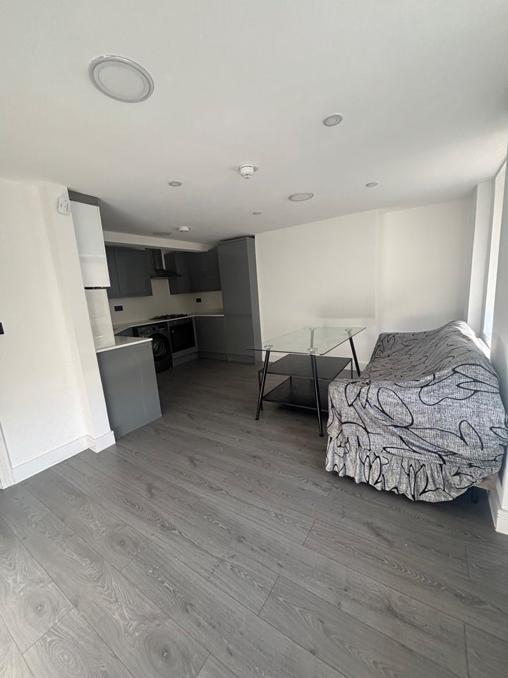 Flat Birkbeck Mews in Greater London