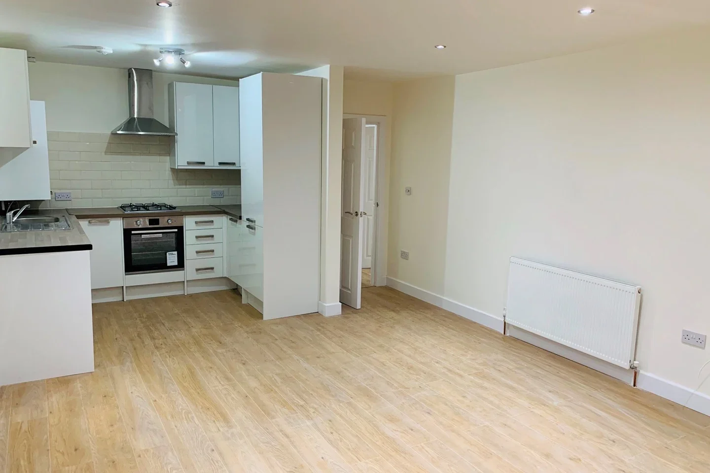 Flat Northumberland Road in Greater London