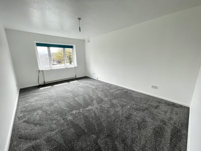 Flat Alderminster Road in Coventry
