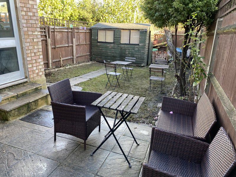 Room Braid Avenue in Greater London
