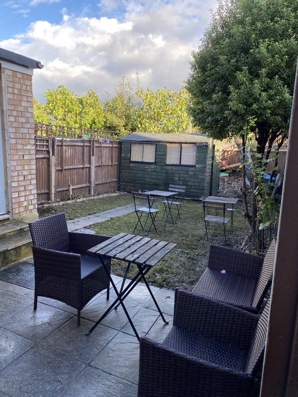 Room Braid Avenue in Greater London