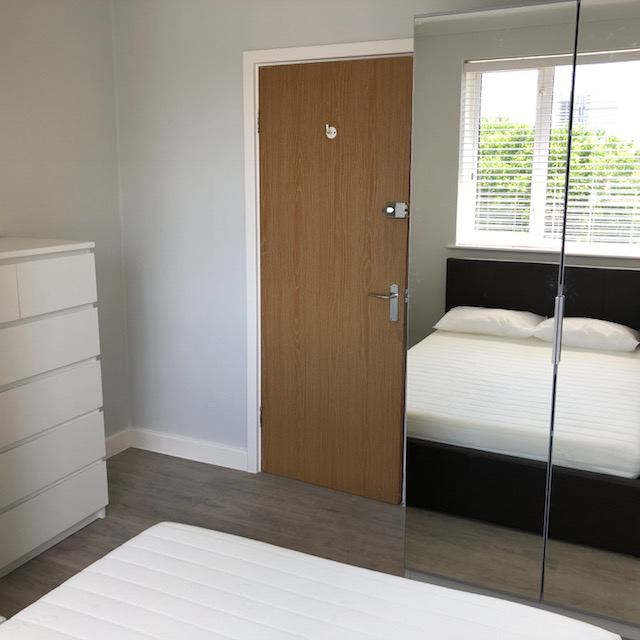 Flat Eccles New Road in Salford