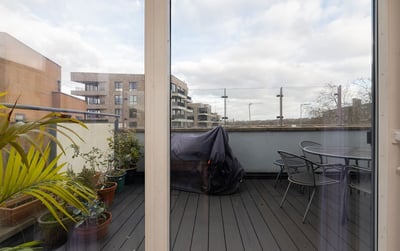 Flat Coldharbour Lane in Greater London