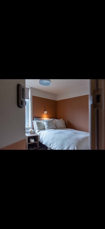 Room Edge Lane in Tameside