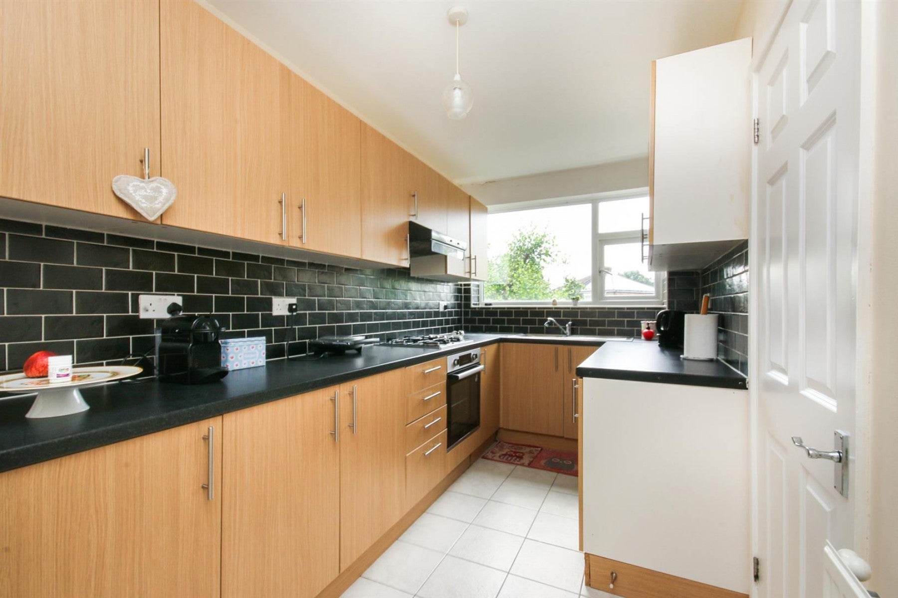 Flat Palmerston Road in Greater London