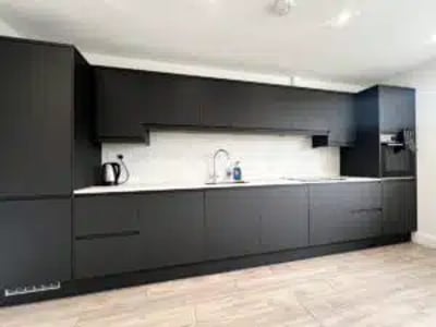 Flat Godstone Road in London