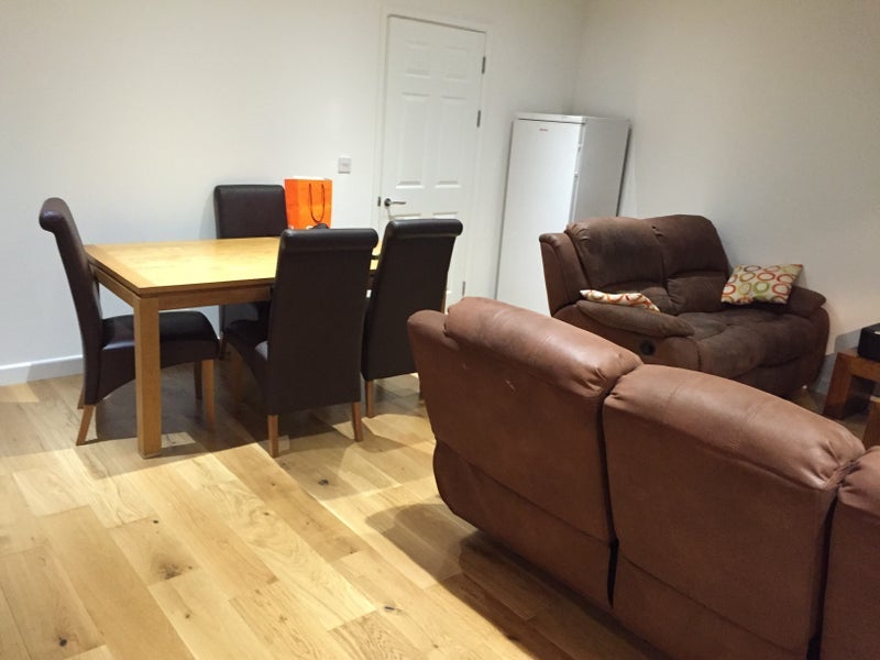 Room Three Bridges Road in Crawley