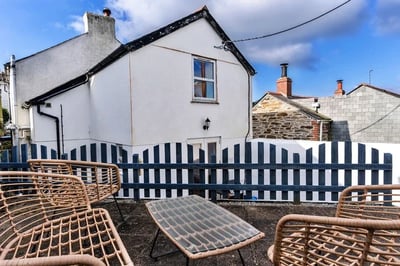 House Shute Lane in Porthleven