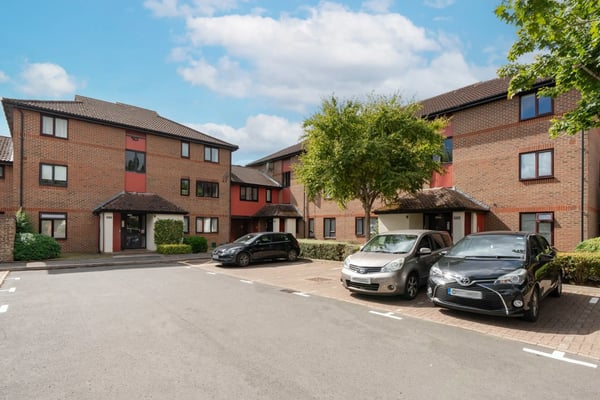 Flat Boulter Drive in Vale of White Horse